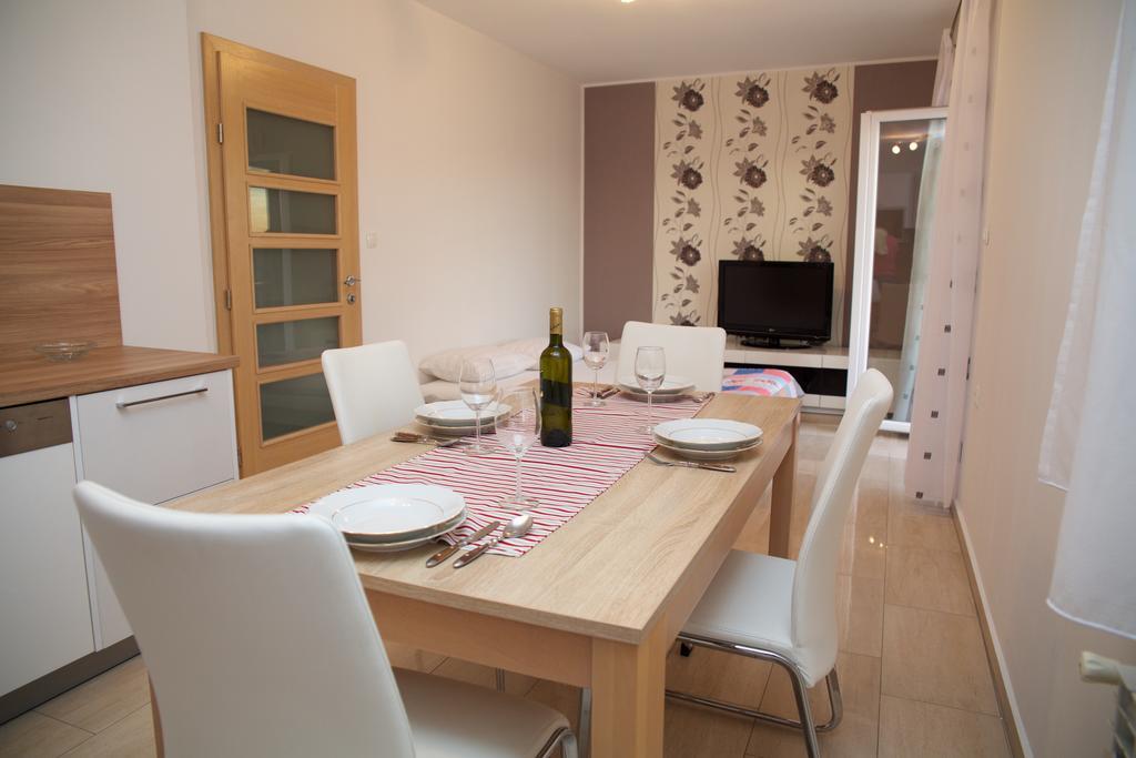 Antonija Apartments With Pool Biograd Na Moru Luaran gambar