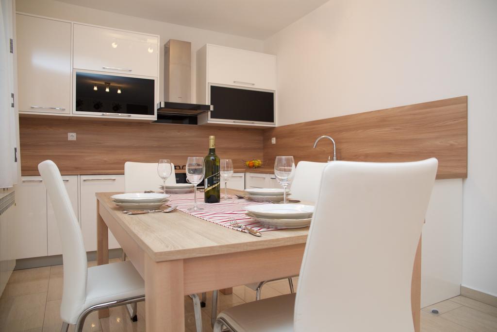 Antonija Apartments With Pool Biograd Na Moru Luaran gambar