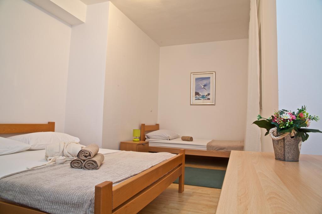 Antonija Apartments With Pool Biograd Na Moru Luaran gambar