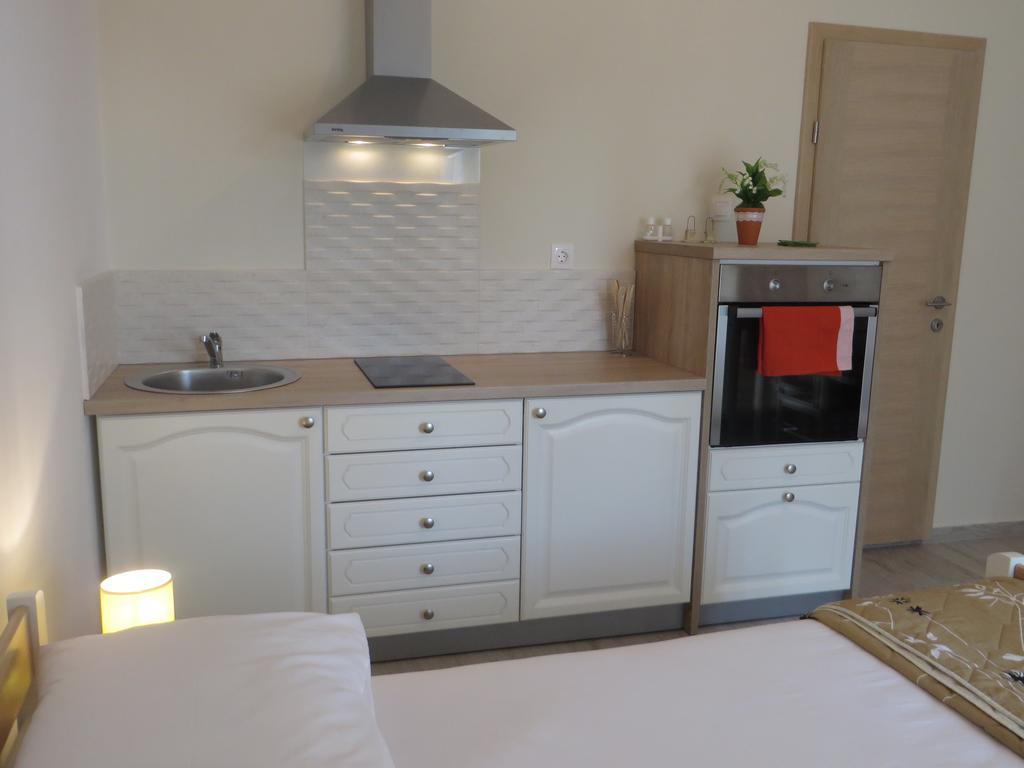 Antonija Apartments With Pool Biograd Na Moru Luaran gambar