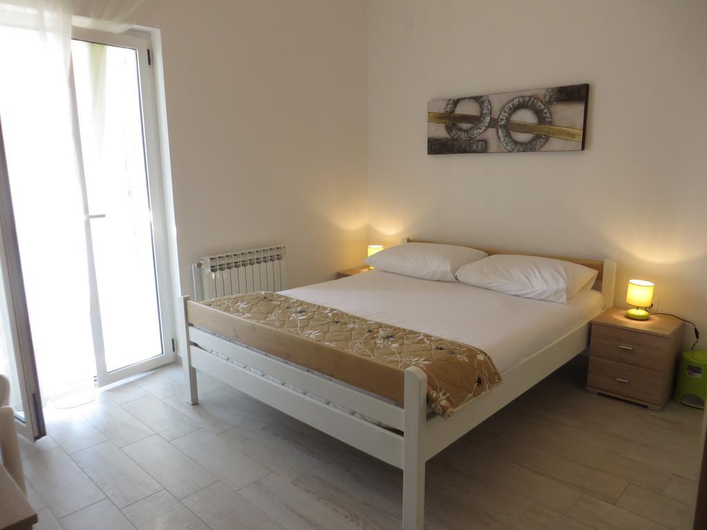 Antonija Apartments With Pool Biograd Na Moru Luaran gambar